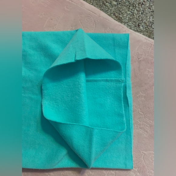 Victoria’s Secret PINK SET Teal Ice Heritage Sweatpants & Tropical Campus Tee - Picture 6 of 16